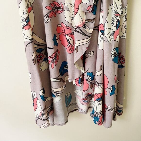 ASTR The Label | Mini Wrap Dress Floral Print V-neck Summer Purple Medium - Picture 6 of 9